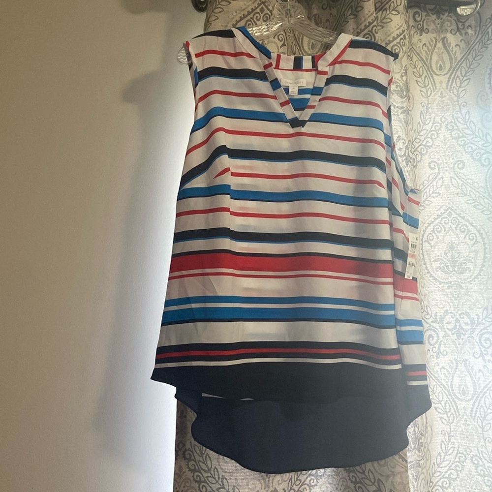 Women’s red white and blue sleeveless shirt!